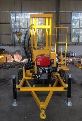 YZ50-150H Máy khoan giếng nước bằng dầu diesel thủy lực ốp tùy chọn / khung xe lướt lướt 210m Deep Borehole Drilling Rig Max 400mm Diameter Variable Speed Water Drilling Equipment For Farm Irrigation