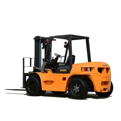 Máy móc hậu cần CPCD50 5 tấn 28km / H với 6 xi lanh
